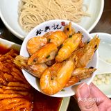 味道正宗浓郁，好吃到停不下来。- 三虾仁