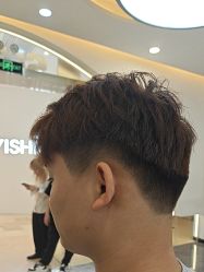 -苏奇发型·烫发染发