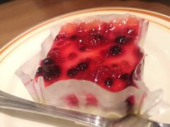 -萨莉亚意式餐厅(杭州滨江天街店)