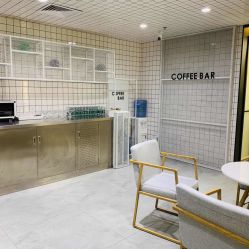 -AYO SALON