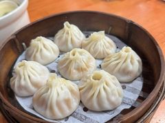 -莱莱小笼·乔艾