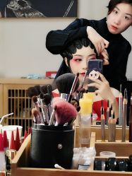 -盘子女人坊生日照·摄影馆(华强店)