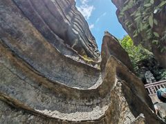 -梭布垭石林景区