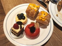 -咖啡苑自助餐厅·中国大饭店