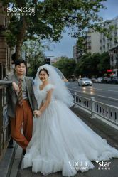 -唯一旅拍·颂当代影像艺术中心(上城店)