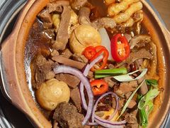 -蔡婶牛腩牛杂煲(长安万科店)