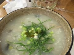 皮蛋瘦肉粥中-隆喜元鱼汤包·海鲜(中联广场店)
