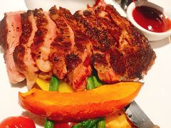 肉眼牛排-1886德国汽车餐厅(外滩中央店)