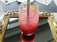 蔓越莓气泡水-L'amour澜茉·轻法餐