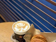 -星巴克臻选(宁波世纪东方广场店)