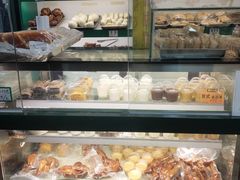 面包甜点陈列柜-南来顺饭庄·清真(南菜园店)
