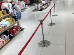 -优衣库(上海正大广场店)