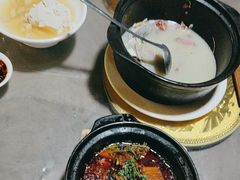 -土砂锅生态山庄·非遗砂锅雅鱼