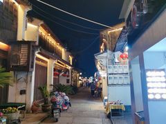 -仓桥直街臭豆腐