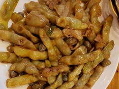 -鹤乡东北菜(崮山路店)