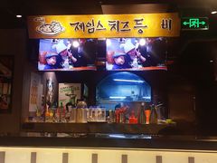 -肥肥虾庄·金牌油焖大虾(杨园滨江时代walk店)