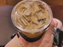 燕麦拿铁-星巴克臻选(济南恒隆店)