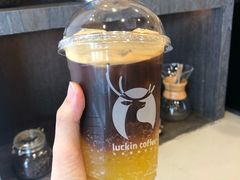 橘金气泡美式-luckincoffee瑞幸咖啡(东方都会大厦店)