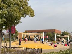 -季高兔窝窝亲子园(上海薰衣草公园店)