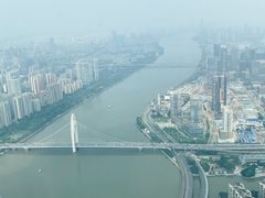-广州塔卢特斯法国旋转餐厅