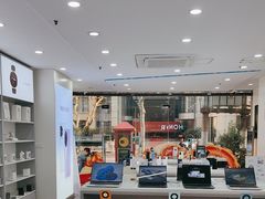 -荣耀授权专卖店(黄浦浙江中路店)