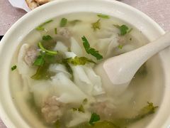 馄饨-宝光熏肉鞋底火烧(新街口店)