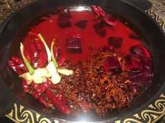 -映山红鲜货火锅(鱼嘴店)