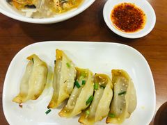 牛肉鍋貼-小姜锅贴(凤凰街店)
