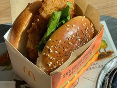 咔滋脆鸡腿堡-麦当劳(普陀香溢花城店)
