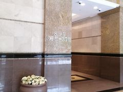 -梅龙镇广场