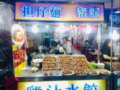 -六合夜市
