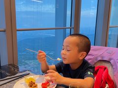 -云端西餐厅(南宁龙光那莲豪华精选酒店)