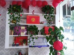 -周怡玲美容美体SPA