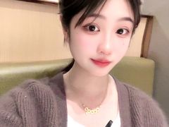 -海底捞火锅(宝龙广场夜宵主题店)