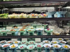 -半岛翡丽海鲜自助餐厅(观风亭店)