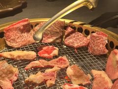 -铭牛烧肉·和牛海鲜自助(高新月牙湖店)