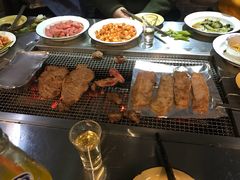 -马路牙子烧烤音乐酒馆(望京店)