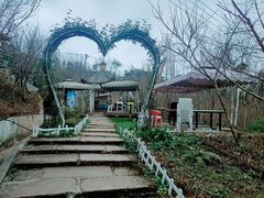 -玫瑰庄园·自助烧烤·烤全羊·团建拓展(龙泉山店)