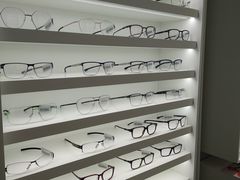 -目艮眼镜SHOWROOM(品牌集合店)