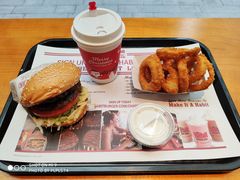 -The Habit Burger Grill 哈比特汉堡(复兴soho店)