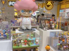 -泡泡玛特POPMART(上海环球港店)