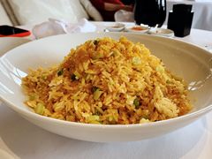 蛋白鱼籽芥蓝炒饭-宝丽轩中餐厅BAOLIXUAN