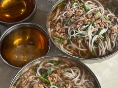 -正宗杨记普洱酸醋米线(总店)