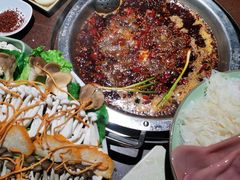 金牌锅底-巴倒烫陆派火锅山庄(南山总店)