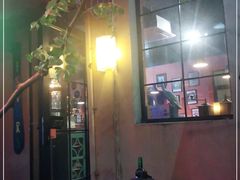 -SISTERS BAR RESTAURANT川意酒馆(嘉善老市H楼店)