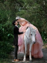 -喜爱高定婚纱摄影