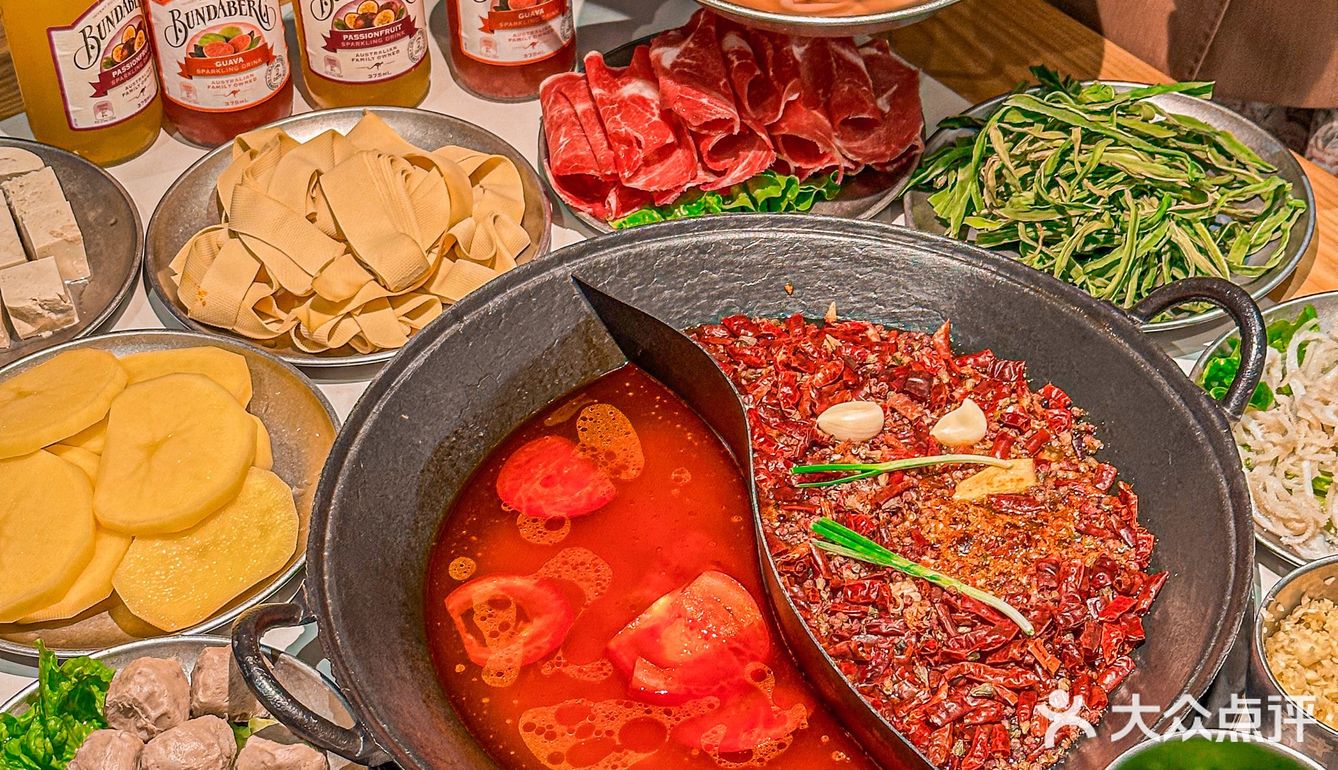 在杭州！吃到了jujuju辣无比的正宗重庆火锅🍲！！