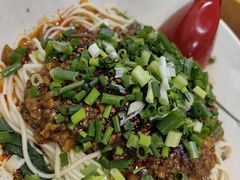 -杨大叔爱面子·四川小吃(岗头店)