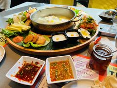 -椰小鸡·琼州糟粕醋·火锅(美兰缤纷城店)