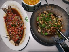 -费大厨辣椒炒肉(黄兴中心广场店)